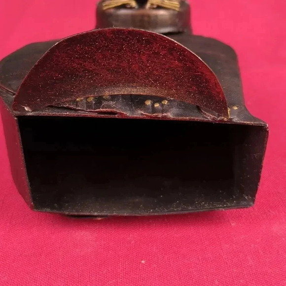 For Kitty Rescue! Metal Kitty Taper Candle Holder - Picture 9 of 9